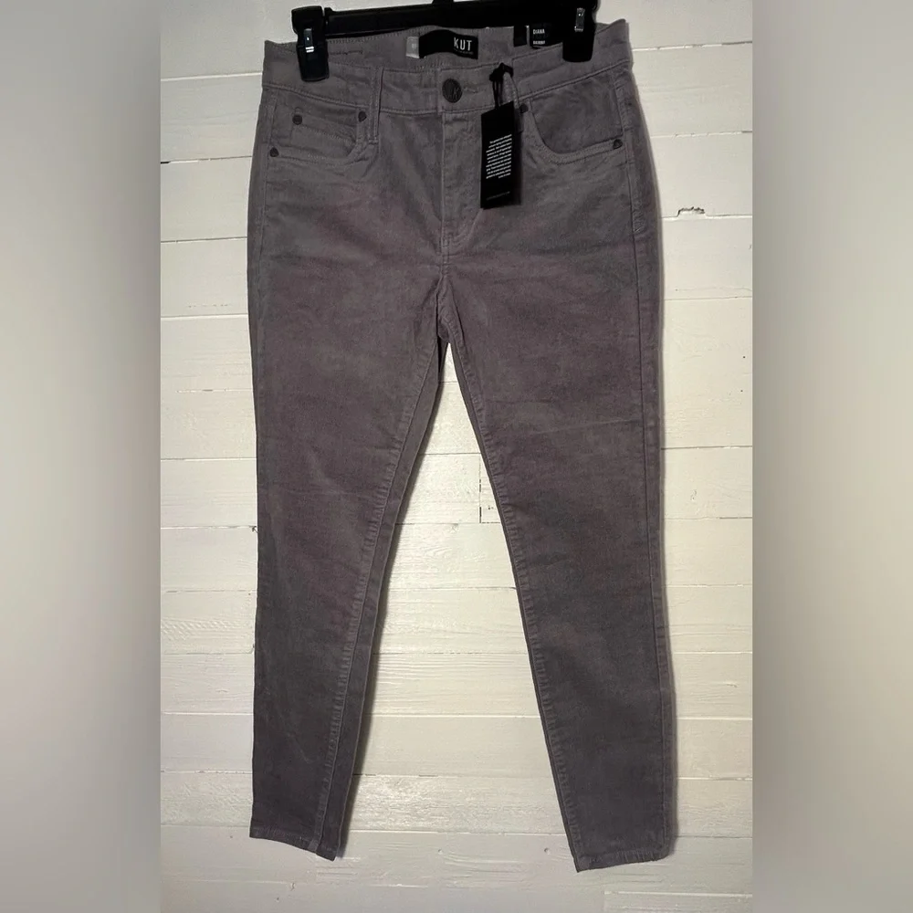 NWT Kut from the Kloth Diana skinny corduroy pants. Seal gray, size 4P.